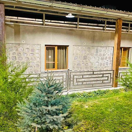 Lara Hotel Goris Εξωτερικό φωτογραφία