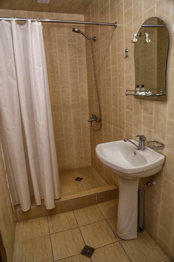 Lara Hotel Goris Εξωτερικό φωτογραφία