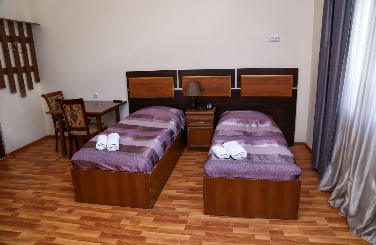 Lara Hotel Goris Εξωτερικό φωτογραφία