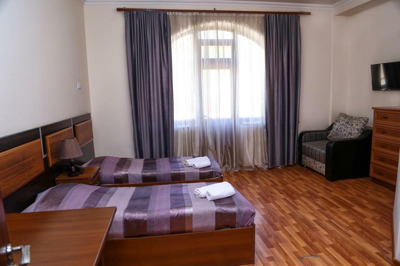 Lara Hotel Goris Εξωτερικό φωτογραφία