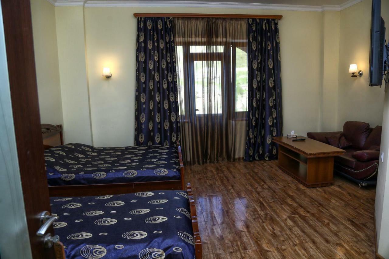 Lara Hotel Goris Εξωτερικό φωτογραφία