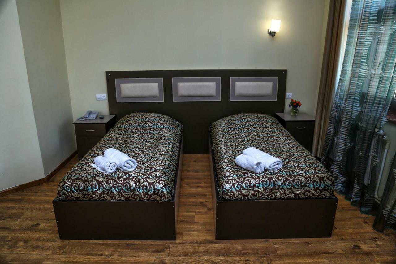 Lara Hotel Goris Εξωτερικό φωτογραφία
